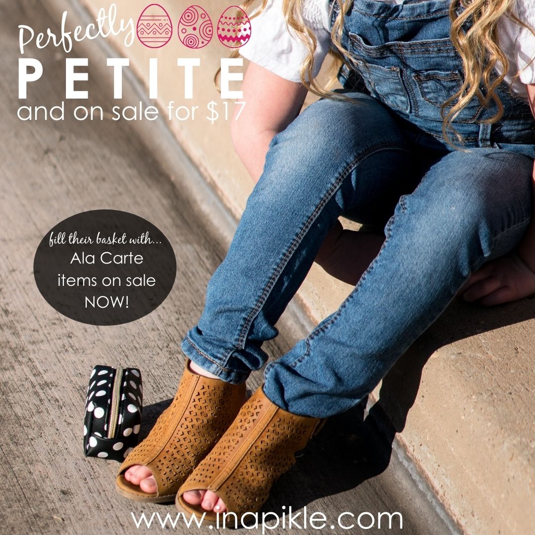 inapiklebag's tweet photo. Filling someone's Easter Basket?  Grab one of our adorable Petite Pikles for only $17!
Starting today! We have also discounted our ala carte items. All the perfect additions to your Easter egg hunt.
 
https://t.co/pNDrnDxAWQ https://t.co/gNn7xv2Twq