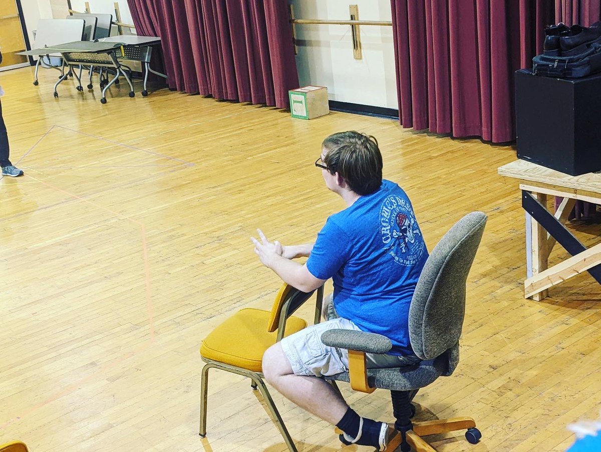 ZoiksImprovESU's tweet photo. We’re doing a thing! Zoiks! is teaming up with ETC! this semester and putting on an Improv Workshop with Middle Schoolers!! We are so excited to be with them and bringing improv to the younger generation! So excited for this Friday when we actually get to be with the kids!!! https://t.co/CGuCLPdxi0