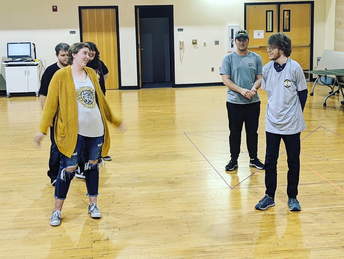 ZoiksImprovESU's tweet photo. We’re doing a thing! Zoiks! is teaming up with ETC! this semester and putting on an Improv Workshop with Middle Schoolers!! We are so excited to be with them and bringing improv to the younger generation! So excited for this Friday when we actually get to be with the kids!!! https://t.co/CGuCLPdxi0