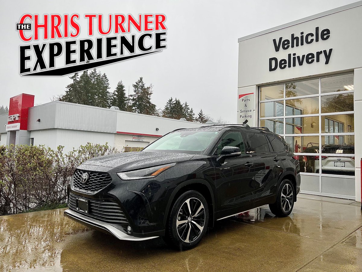 CT_Experience's tweet photo. 💥Congratulations Kelly on your NEW 2022 #Toyota #Highlander XSE Sport!

✅ Only took a few months to get here &amp; I’m glad you survived the wait!

#TheChrisTurnerExperience
#ToyotaHighlander
#AlberniToyota
#ToyotaCanada
#ToyotaPacific
#NewToyota

https://t.co/2bRHMEjhXC https://t.co/TuA2jErJOC