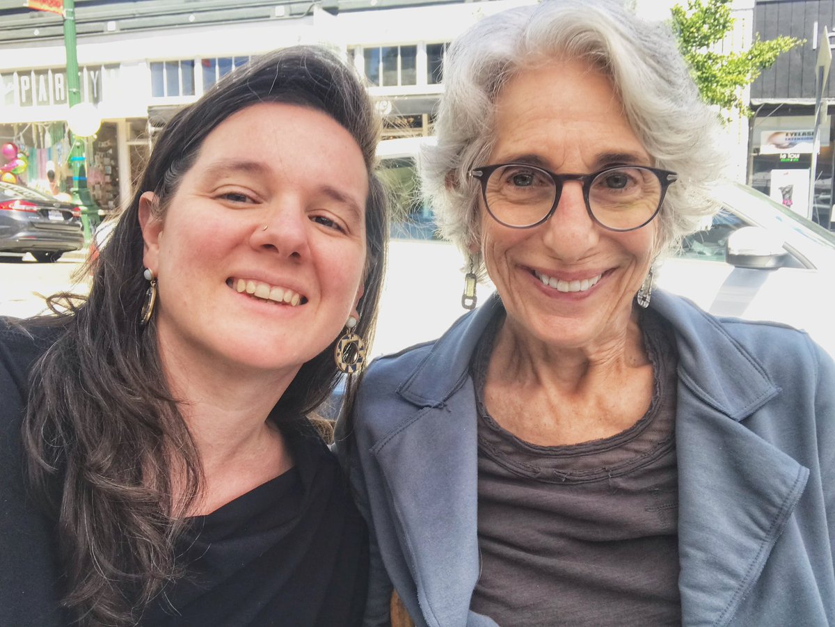 Words cannot express the incredible, sudden loss of our beloved Sharon Kaufman over the weekend 😢💔 Incredibly grateful to have spent time with her recently and holding her family, loved ones, and all those touched by her presence in my heart. 1/ #anthrotwitter