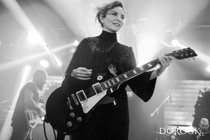 View image on Twitter