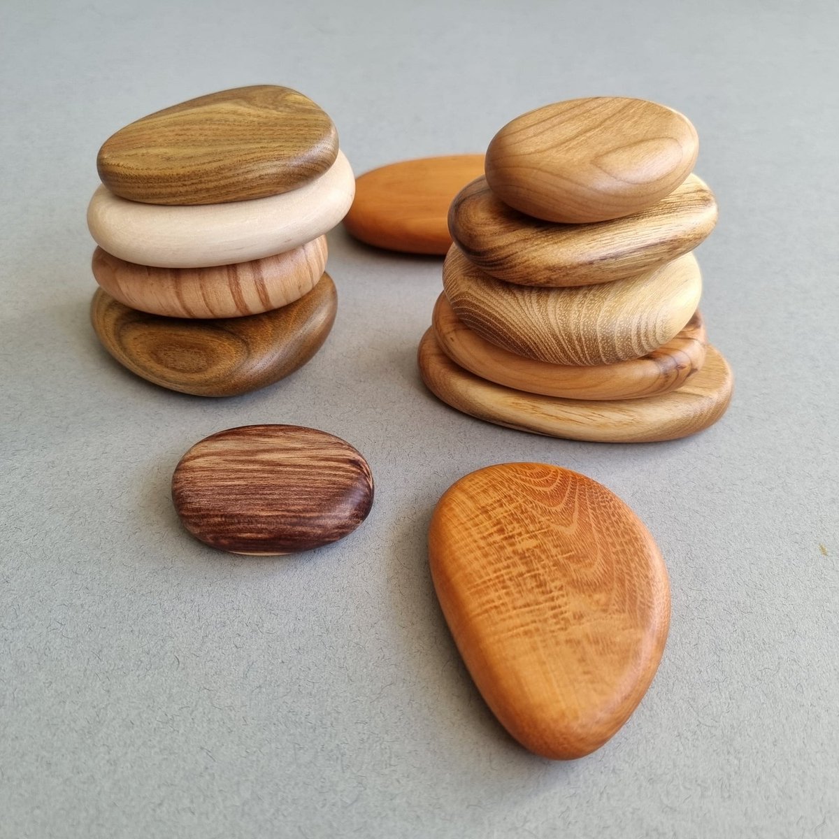 Wooden Pebbles emilandberta.com