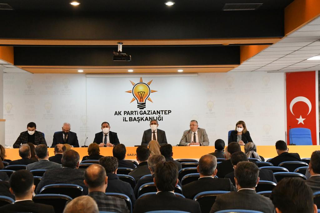 AKPartiG_Antep's tweet photo. İl Başkanımız Sayın @EyupOzkececi başkanlığında haftalık olağan il yönetim kurulu toplantımız gerçekleştirildi. https://t.co/PeXo54EGQt