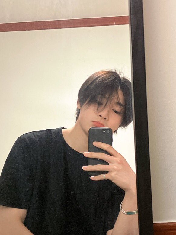 SkzLatamRecords's tweet photo. [220404] 📸🦊 11:13 PM https://t.co/lSBkN6BEHO