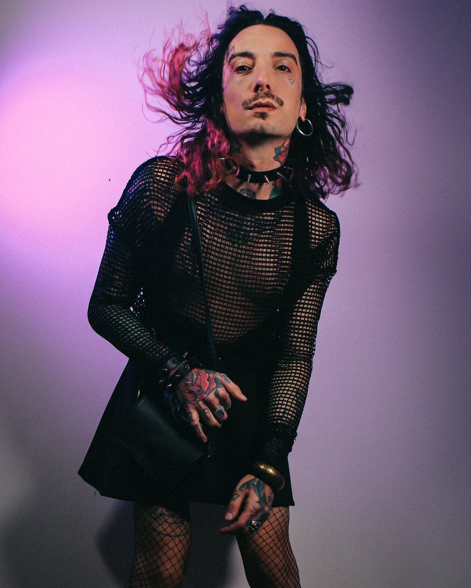 DaniTasters's tweet photo. 💧PLEASE DONT CRY 💧
FRIDAY 8 APRIL 🧛‍♀️ https://t.co/jmMsfgYbou