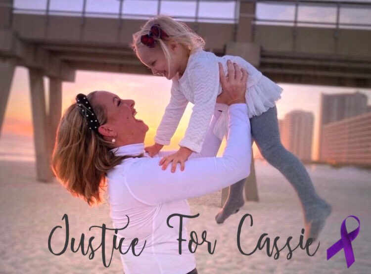 Janelleee_k's tweet photo. I have no doubt in my mind that Cassie’s loved ones will move mountains in her name. These guys are an inspiration. 
Change will come from Cassie’s story-change that will protect women in the future that may be wearing Cassie’s shoes now. Cassie’s legacy will live on #CassieCarli https://t.co/duUu96dif5