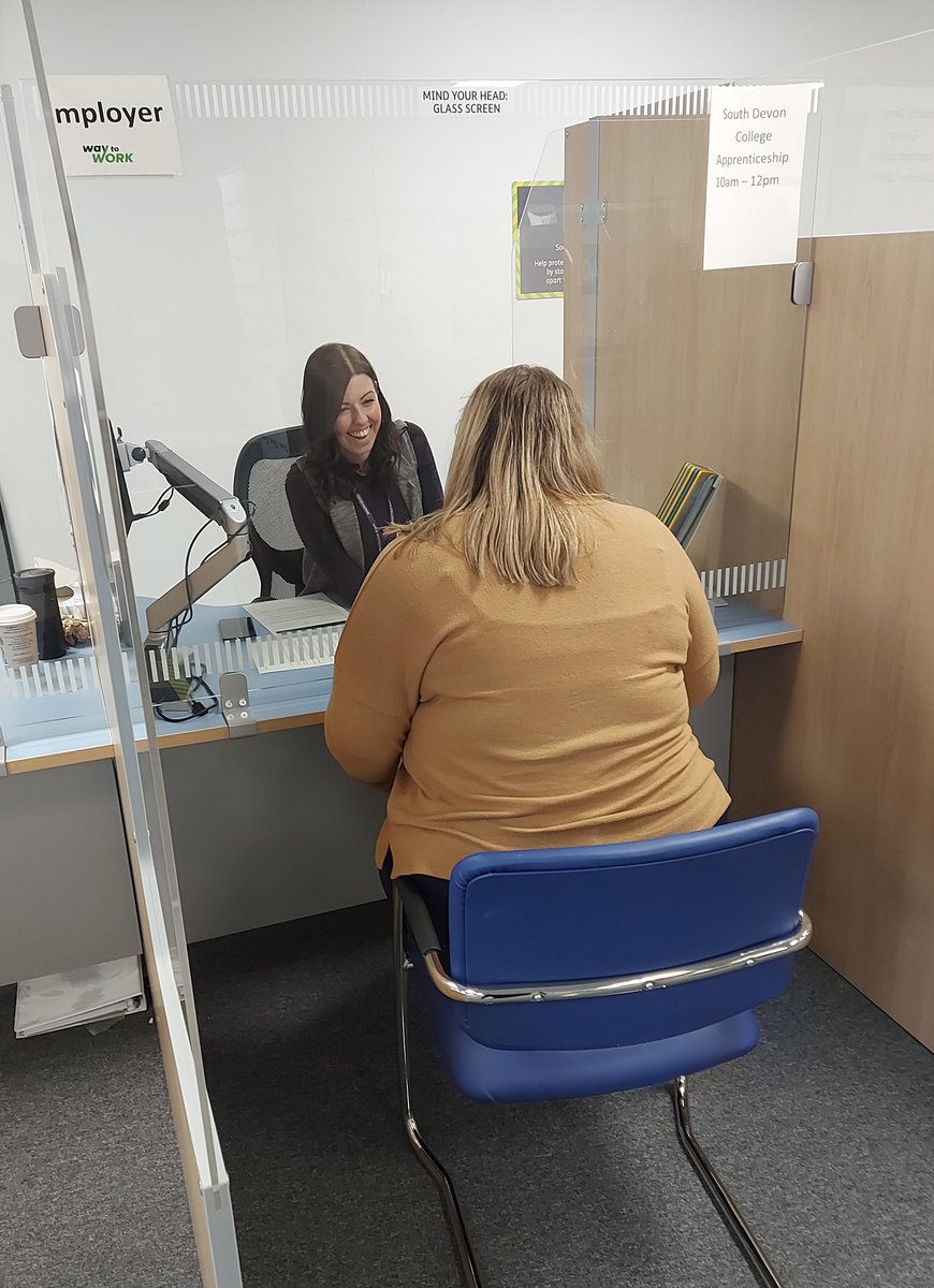 cfieldsdc's tweet image. Great time @JCPinDevon on Friday meeting lovely people who were keen to learn more about Apprenticeships with South Devon College and local businesses #apprenticeships #sdc @sdcollege #networking #advice
