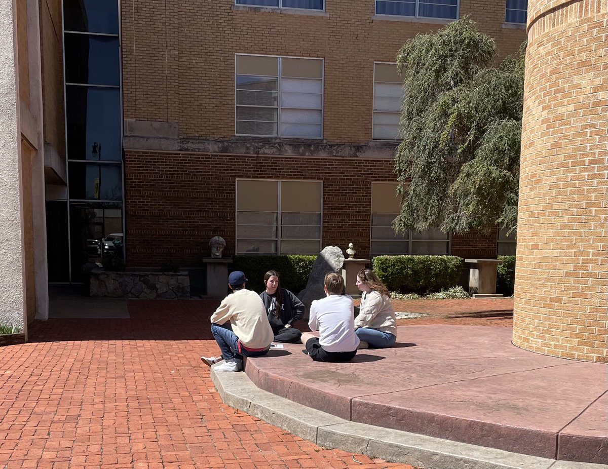 oascok's tweet photo. Our fabulous BASIC staff was hard at work this weekend—&amp; enjoying a beautiful spring day on the campus of Science and Arts in Chickasha getting ready for our June &amp; July sessions of BASIC! Registration deadline is May 1, so visit w/your school’s advisor soon to save your spot! https://t.co/8gsVGVk3qT