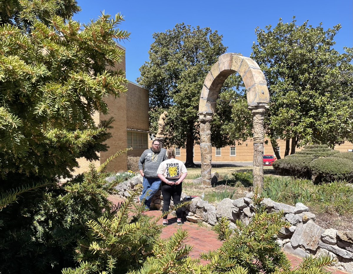 oascok's tweet photo. Our fabulous BASIC staff was hard at work this weekend—&amp; enjoying a beautiful spring day on the campus of Science and Arts in Chickasha getting ready for our June &amp; July sessions of BASIC! Registration deadline is May 1, so visit w/your school’s advisor soon to save your spot! https://t.co/8gsVGVk3qT