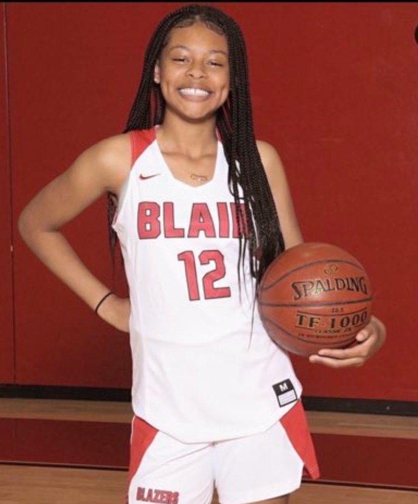 I am personally asking EVERYONE that can see this Tweet to pray for this young lady! Kennedy Isom is a young lady out of Maryland. She is missing! Please pray for her like you would pray for your own child if they were missing. If anyone sees her please let your local police know