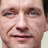 WeimarTwoZero's tweet photo. There are two questions that it might make sense for @AnklagerSAK &amp;/or @AnklagerNSK to ask #KaareDybvad, #JeppeKofod &amp; #MetteDK:
- 1 : Why is it that you guys have these surpringly retracted pupils / washed-out like eyecolour ? 
- 2 :Why do your kids display similar curiosities ? https://t.co/qvCxl0yQ7N