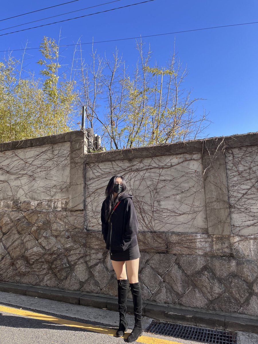 idegeul's tweet photo. 💚💌 — fancafe

Tittle: Bukan hari ini tetapi...
" Aku mengambilnya terakhir kali, tetapi aku ingin menunjukkannya kepadamu❤️😀 " https://t.co/pxRpSFRFm8