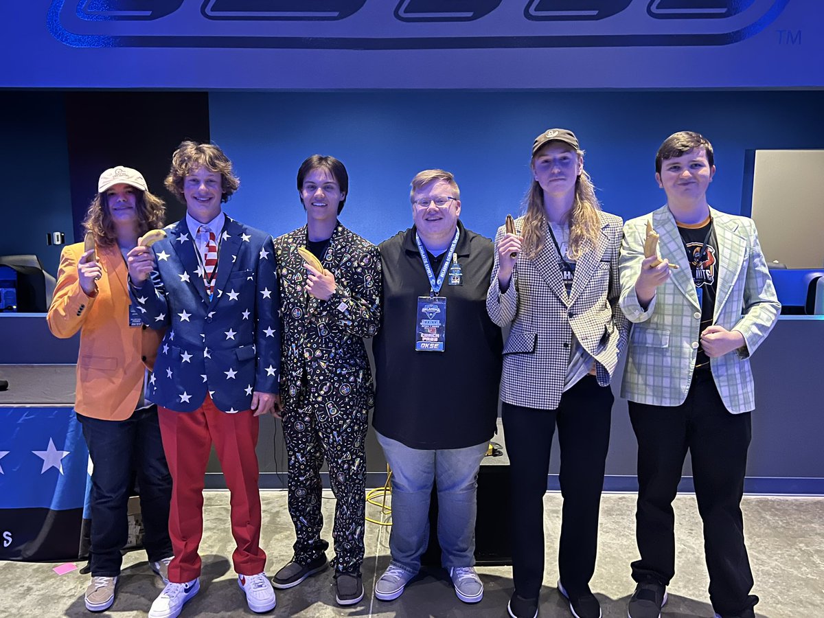 STATE CHAMPIONS IN PALADINS! LETS GO!!!!! 2 State Championships in the bag, 2021 and 2022! Can we get that interview now?  <a href="/koconews/">koconews</a> <a href="/KOCOAbigail/">Abigail Ogle📝</a> <a href="/robinmarsh9/">Robin Marsh</a> <a href="/kfor/">KFOR</a> <a href="/Cam_Jourdan/">Cameron Jourdan</a> #okpreps #oklaed