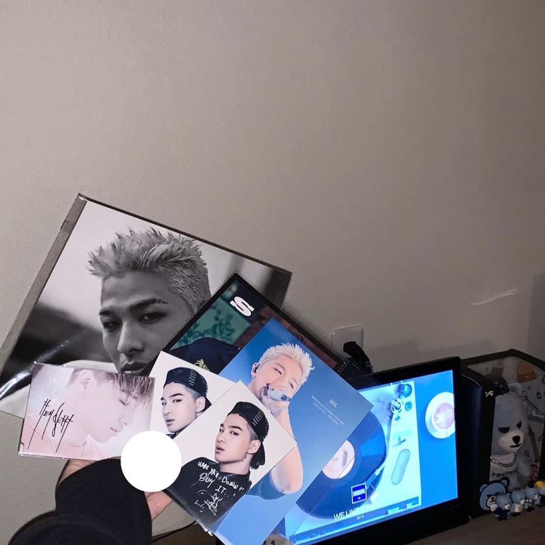 abyny_13's tweet photo. BIGBANGプレイリスト流しながら待機してたんだけどもうダメだ https://t.co/lW8ENEDtPA