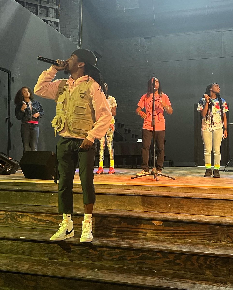 keegantione's tweet photo. I’m not a perfect picture for God to use to get his message across , the old heads say my style to bold. But God said I’m perfect for his using, now they all looking confused ..He said “ use the same bold influence to bring the young people home” ‼️🎸 #UseMeGod https://t.co/BT3B9tvCTl