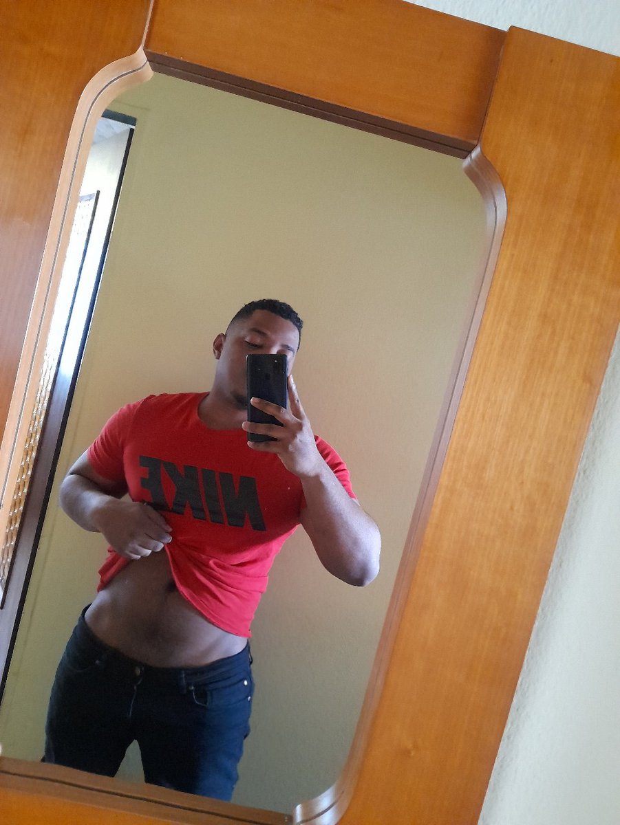kend_black's tweet photo. Una buena charla inicia con un, Hola📩 https://t.co/rBhRzwCldZ