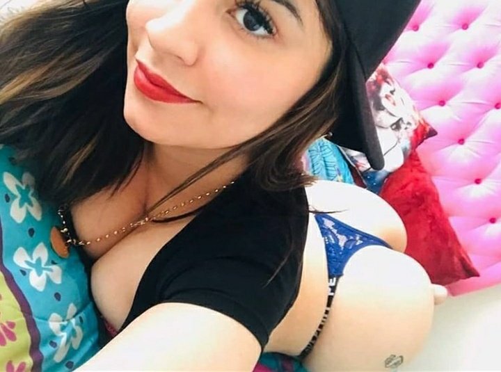 Christiam6924's tweet photo. Y si me escriben al dm? 🤤 https://t.co/BLJjuKduDX
