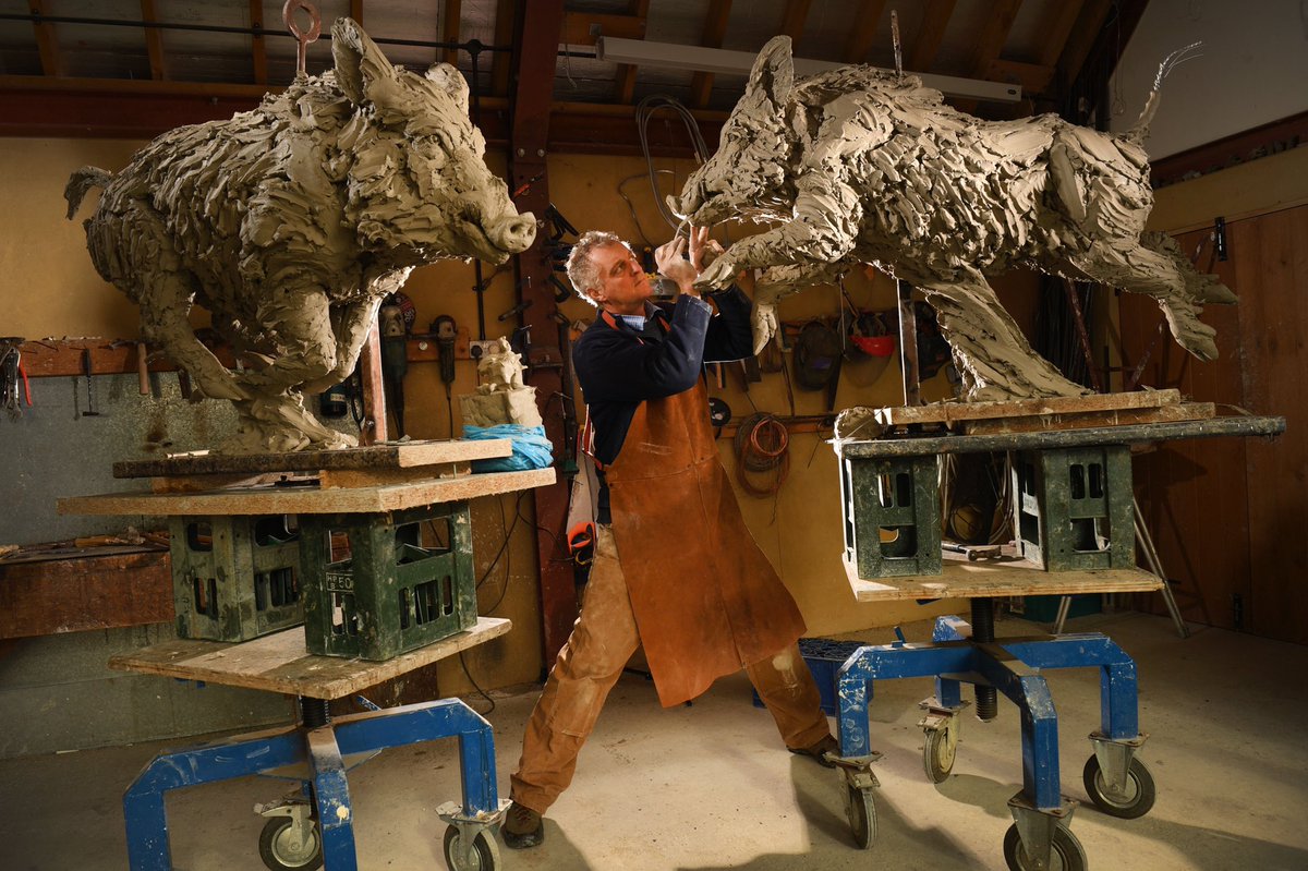 Wild Boar Life Size 2022

hamishmackie.com/sculptures/wil…

hamishmackie.com/sculptures/wil…

Photo credit: Russell Sach

#wildboar #sanglier #wildschwein #jabali #cinghiale #wildpig #sounder #inthemaking #sculptor #artist #artistsstudio #sculpture #statue #art #britishartist #britishsculpture