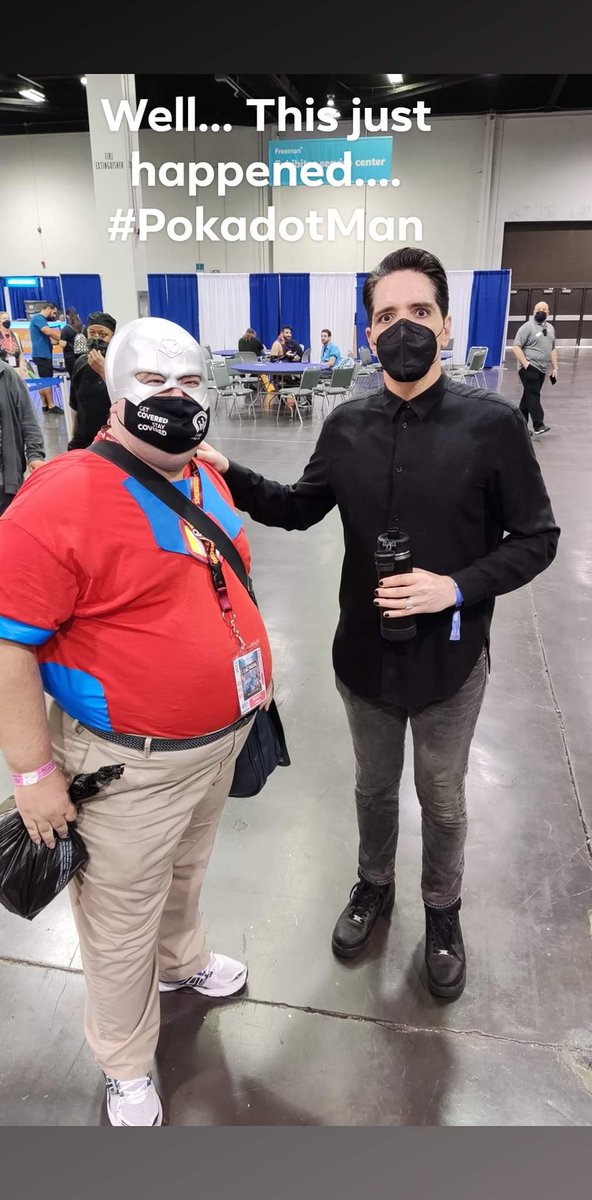 batcap50's tweet photo. On Friday at @wondercon my good friend Robert decided to try cosplaying for the first time.  He went as Peacemaker, unsure of how it would go.  It went so well that he wore it again on Sunday!  So proud of him. ❤ He even met @Dastmalchian !!
@JohnCena @JamesGunn #WonderCon https://t.co/qdeLCIHIbM