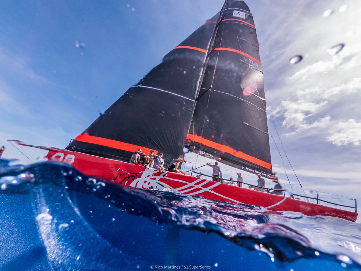 NauticalEspana's tweet photo. El circuito de #monocascos de la @52SUPERSERIES se asocia con #KickOutPlastic a partir de la temporada 2022 para promover la concienciación sobre problemas y soluciones #medioambientales ♻️
#sostenibilidad #plástico #océanos #deporte #medioambiente
⚓ https://t.co/OQFJCVk6i6 https://t.co/51ND9sMqQc