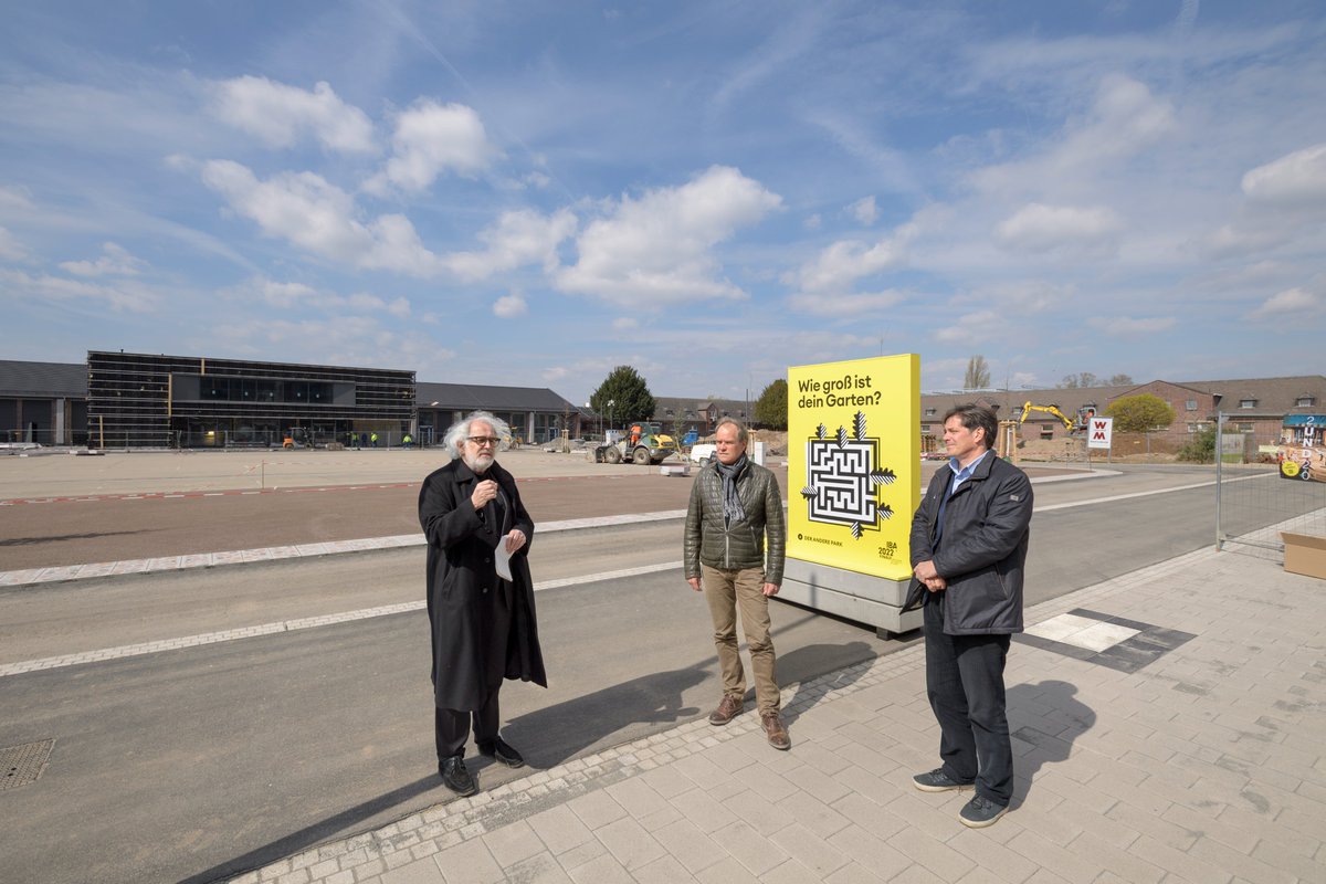 heidelberg_de's tweet photo. #Countdown: In nur 25 Tagen ist es soweit, dann beginnt das große IBA-Finale 2022! Dazu lädt die @IBAHeidelberg alle Bürgerinnen und Bürger zu ihrer zehnwöchigen Abschlusspräsentation ein. https://t.co/OHE61TKuuy https://t.co/BmoT5E6AaT