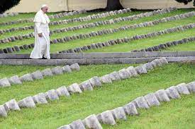 falasca_s's tweet photo. #IlPapa #Laguerra «Siamo innamorati delle guerre, dello spirito di Caino... c’è questo problema: lo spirito “cainista” di uccidere, invece dello spirito di pace...Non impariamo. Che il Signore abbia pietà di noi, di tutti noi. Tutti siamo colpevoli!» https://t.co/ZAmw45iNA5