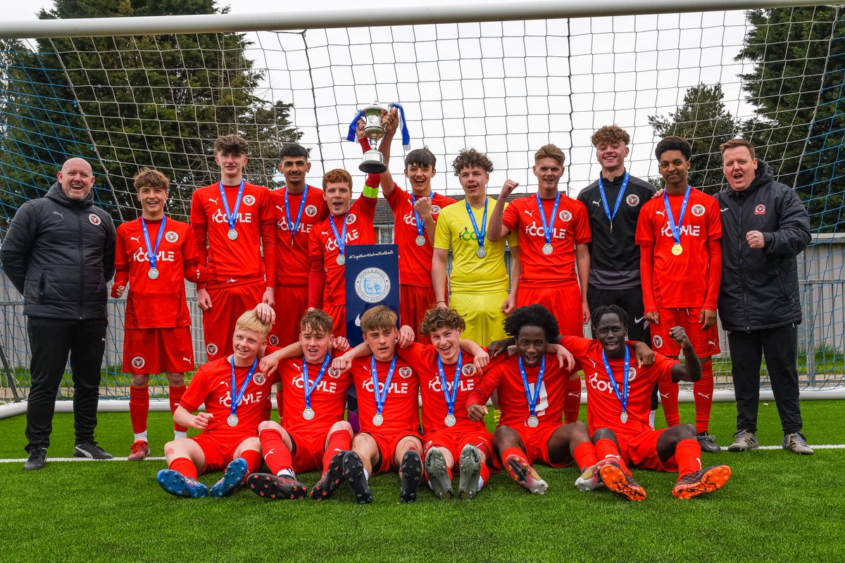 🏆Berks &amp; Bucks U16 Youth Cup Champions 🎉

After holding off strong competition from the MK Warriors in the final, the young Rams are crowned county champions!

#BTFC #YoungRAMS🐏