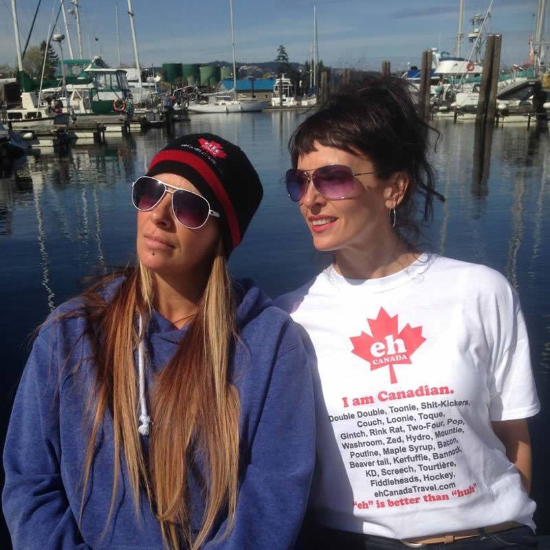 ehCanadaTravel's tweet photo. Some friends showing some eh Canada Travel love.
***
https://t.co/LFvnmKU8Q9 #experiencecanada #explorecanada #canadaproud #canadatravel #tourismmatters #canadatourism #ourcanada https://t.co/zOQlbyVXhi