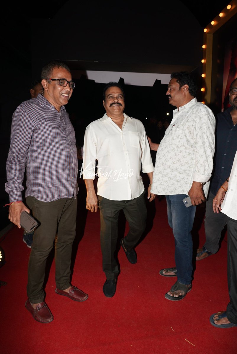 ArtistryBuzz's tweet photo. Director #ssrajamouli producer dvvdanaya music director mm Keeravani arrived at #rrrsucessbash in Hyderabad
@ArtistryBuzz #southpaparazzi #jrntr #ramcharan #aliabhatt #rrrsuccessparty https://t.co/gGzIbACdYj