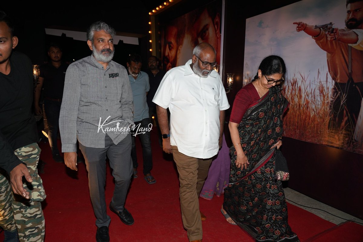 ArtistryBuzz's tweet photo. Director #ssrajamouli producer dvvdanaya music director mm Keeravani arrived at #rrrsucessbash in Hyderabad
@ArtistryBuzz #southpaparazzi #jrntr #ramcharan #aliabhatt #rrrsuccessparty https://t.co/gGzIbACdYj