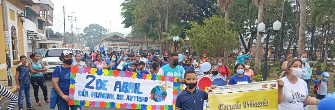 🇻🇪 🏫 ❤️👩‍💻 #4Abr
¡Abril con A de Amor para todos nuestros niños, niñas y jóvenes de la Patria!.  En Simón Planas, en la I caminata de Concienciación del Dia Mundia del #Autismo2022 y <a href="/Fundabit_/">FundabitOficial</a> esta presente <a href="/leivi24/">Leivi/Oceanía</a> <a href="/Dimary08/">D!mary_Anzola</a>
<a href="/NicolasMaduro/">Nicolás Maduro</a> 
<a href="/_LaAvanzadora/">Yelitze Santaella</a> 
<a href="/delcyrodriguezv/">Delcy Rodríguez</a>