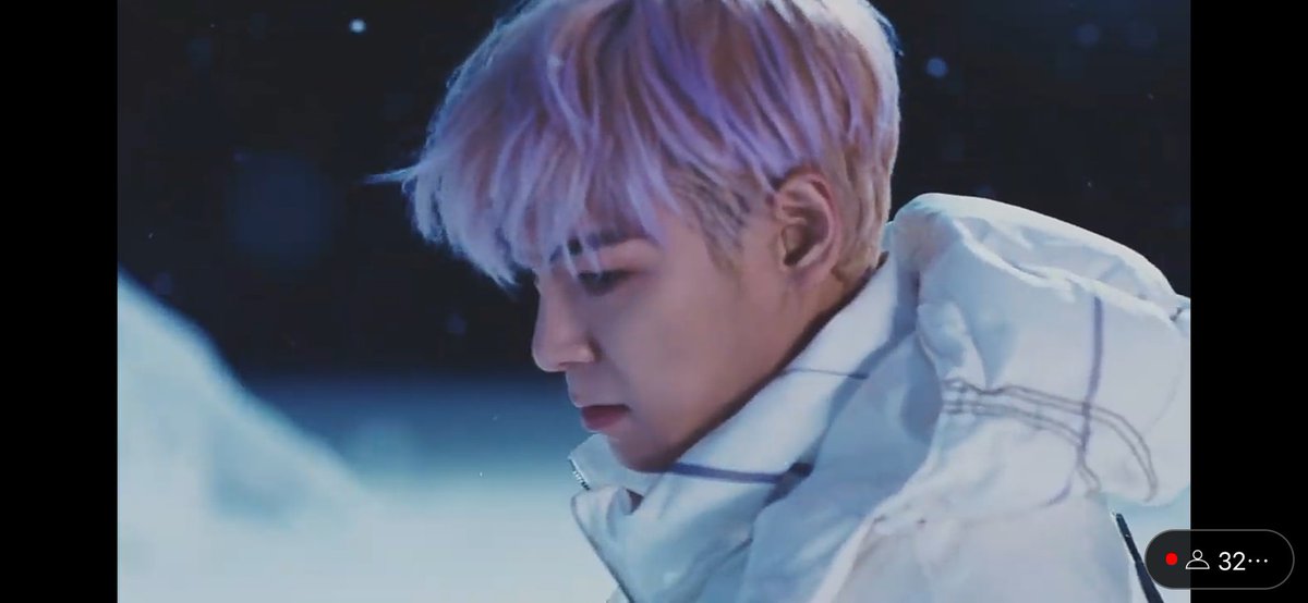 chinaamrqt's tweet photo. TOP's PART MADE MY TEARS BURST. You know what those stares means. Thank you, Choi Seunghyun for being brave. I love you. We will forever support you.

STILL LIFE STILL HERE
#BIGBANG_StillLife
#BIGBANG #빅뱅이_돌아왔습니다
@YG_GlobalVIP https://t.co/RtYjiH1NiE