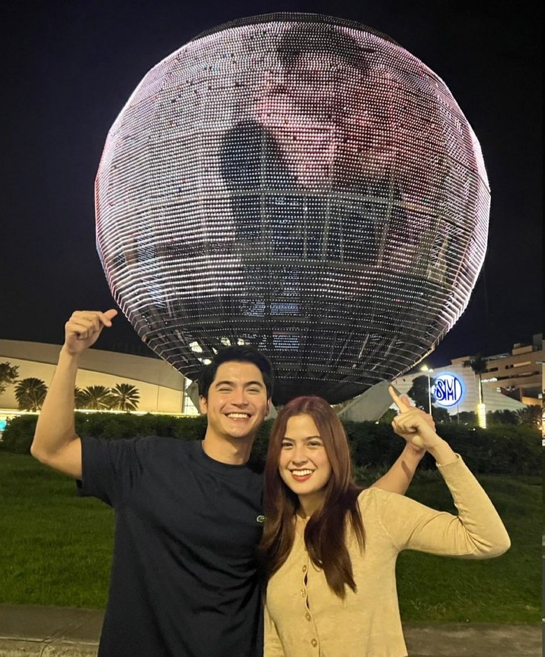 Ikay09091's tweet photo. My AE 🤎 im so much happy for the achievements that you have, you two deserve it and remember always that we Solid AE's are here for you two loving and supporting the two of you separately 🤎👽 

Ps: Always remember ayawan man kayo Ng lahat Solid AE's are here for you two🤎👽 https://t.co/BR8Ww3uYG4