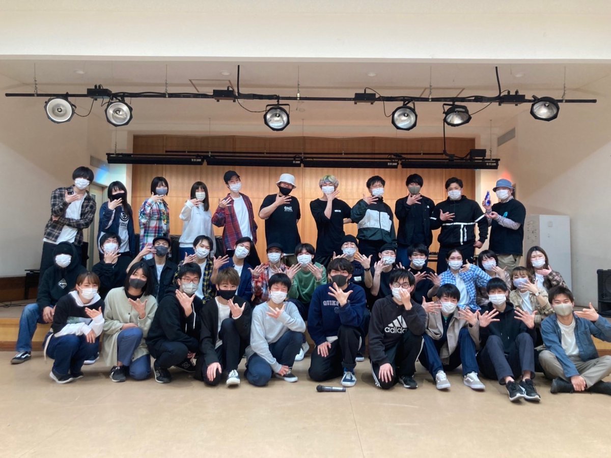 _leadworks's tweet photo. 新入生のみなさん
ご入学おめでとうございます！
室蘭工業大学ストリートダンスサークルLead Works です！
ダンスに興味のある方は是非DMでご連絡ください！見学だけでもOKです🙆‍♀️
みなさんの入部を心よりお待ちしております！
＃春から室工
#春から室工大
#春から室蘭工業大学 https://t.co/R3xO0z8RKE