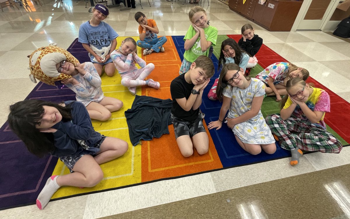 It’s UNIFIED SPIRIT WEEK!!!!!! We eased into unified mindset this morning in our PJs! #oneRCE #cantstop4thgrade #unifiedspiritweek