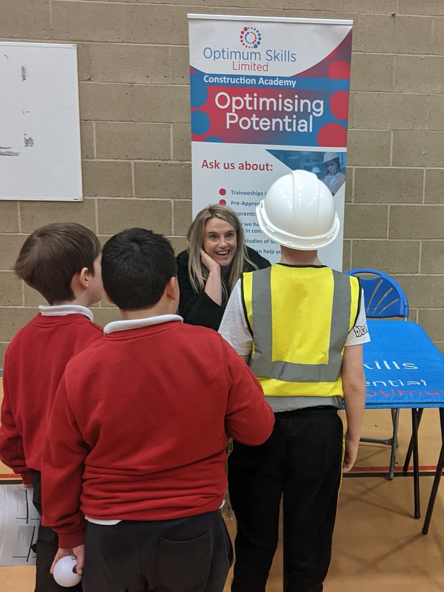 ExcelsiorColle1's tweet photo. We were very lucky to be joined by some amazing businesses, universities and colleges at our Careers Fair on Friday 1st April - thank you to everyone who attended! @northumbriapol @newcastle_uxl @optimumskillsNE https://t.co/PAWngZu32a