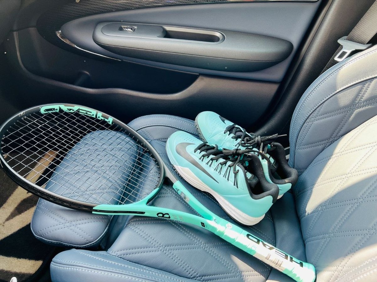 mp_mbo's tweet photo. Playing tennis, exhausted https://t.co/OClop9TqH7