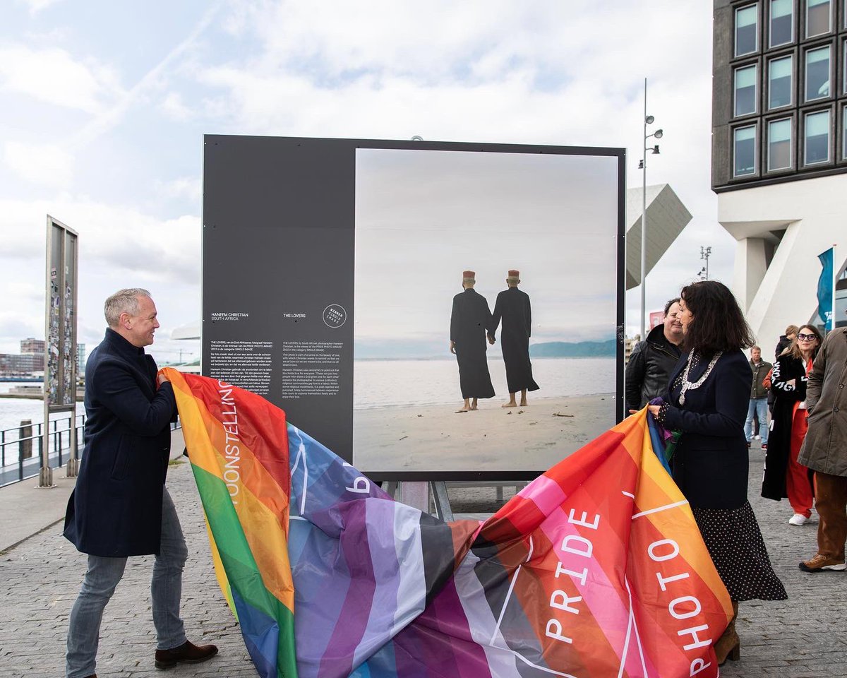 PridePhotoAward's tweet photo. Amsterdam, weโve arrived! Last Friday Femke Halsema opened the 2022 exhibition and the start of our national tour. Thanks for everyone that visited.
Located at the Ijpromenade - Amsterdam, the exhibition is free to visit at any time untill the 26th of April. #pridephoto https://t.co/7uyCfy2kRY