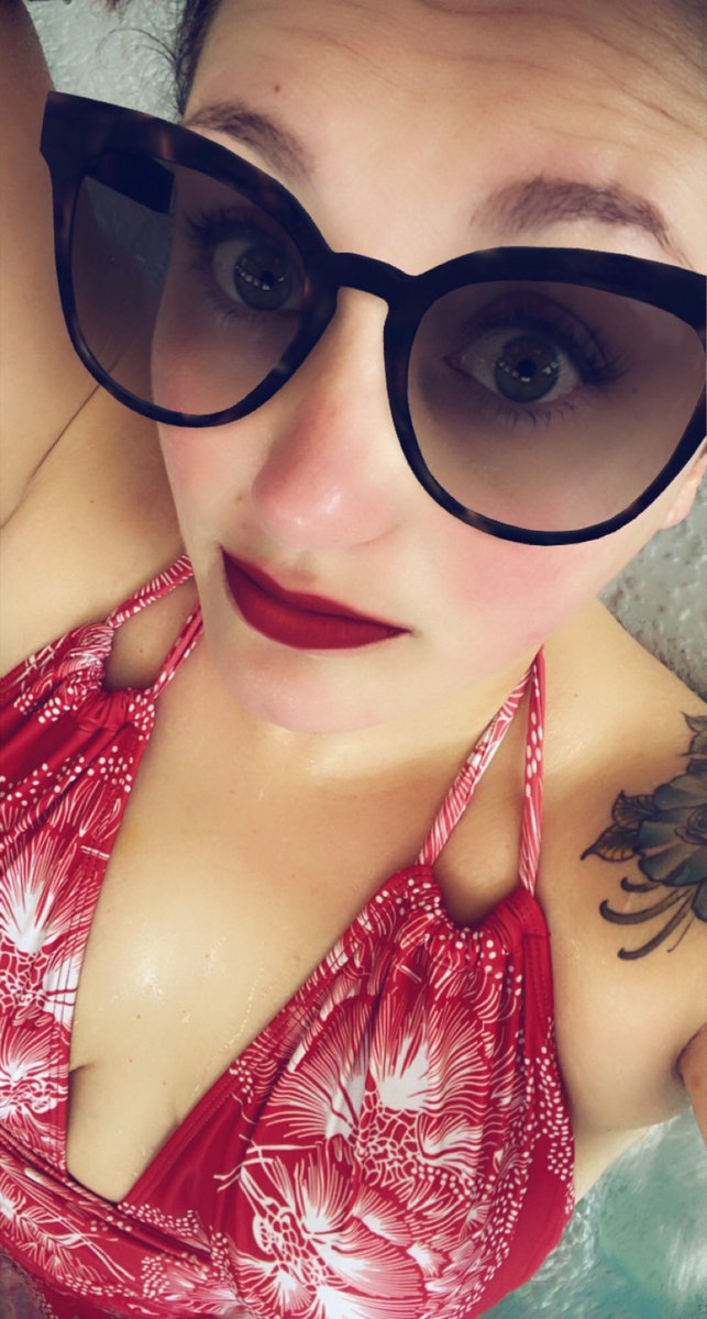 Submit2Sierra's tweet photo. I am amazing and so was that hot tub! #findom #sexy #spoil #Goddess #amazing #tribute $end https://t.co/LFZSNmYHoD