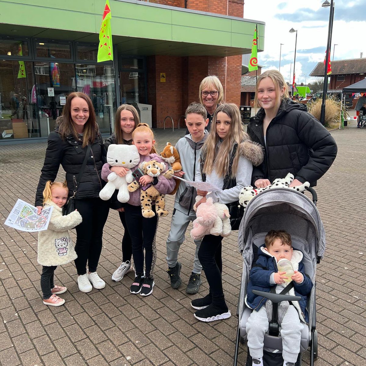 FestivalStoke's tweet photo. A selection of happy visitors who enjoyed The Tiny Folk of Stoke audio walk at the Hi! Stoke mini Festival on Saturday. It was a fabulous day! 🙌🏼 
#festivalstoke #hsaz #histoke https://t.co/xdmnmjzAhT