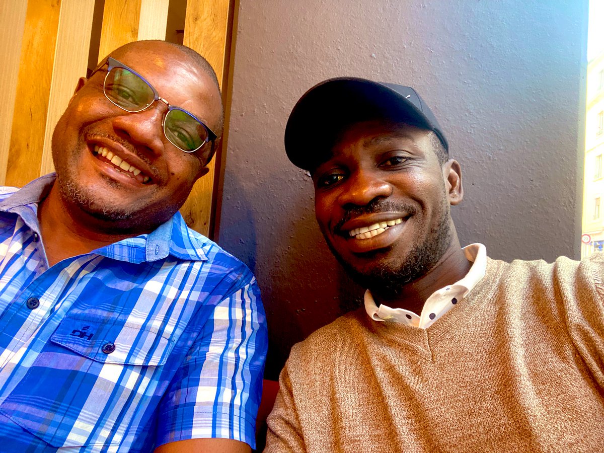 daddyhope's tweet photo. Guess who is in the house?
Brother @HEBobiwine 

He passes his regards to all progressive Zimbabwean citizens! https://t.co/lQ15ydCRFs