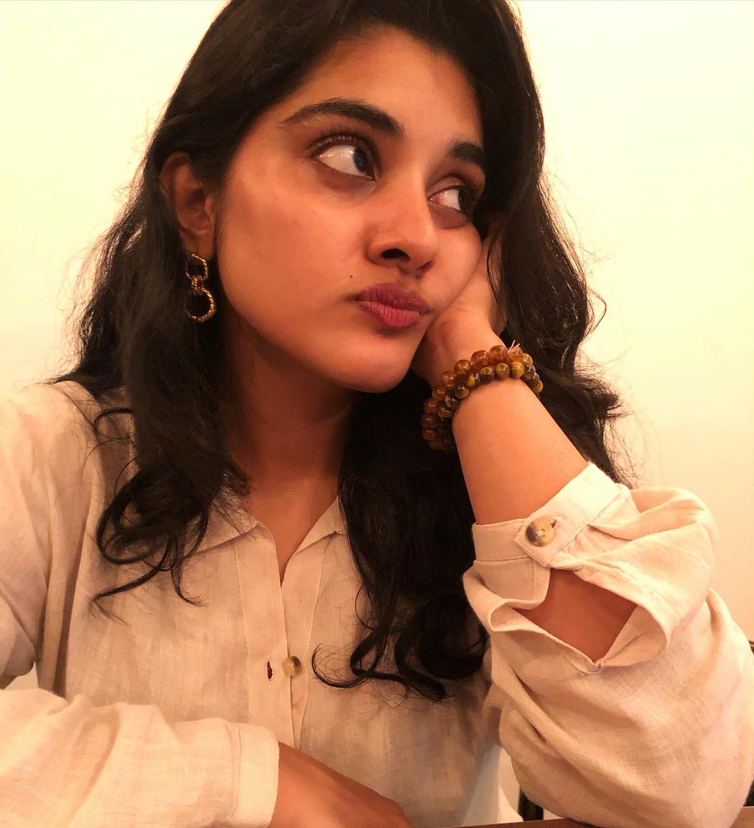 i_nivethathomas's tweet photo. 🤨👀🤗 https://t.co/3vExpimlR7