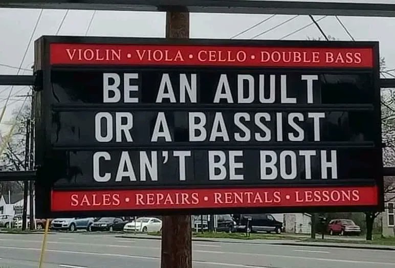 anderssonmarten's tweet photo. Pretty funny, Happy Monday all!
#Bassjoke
#bassplayerjoke
#bass #bassistjoke #bassisyourfriend #basskämt #bassplayersunited #Basshumor #BassPlayerHumor #bassjokes https://t.co/jYOsP1Ce48