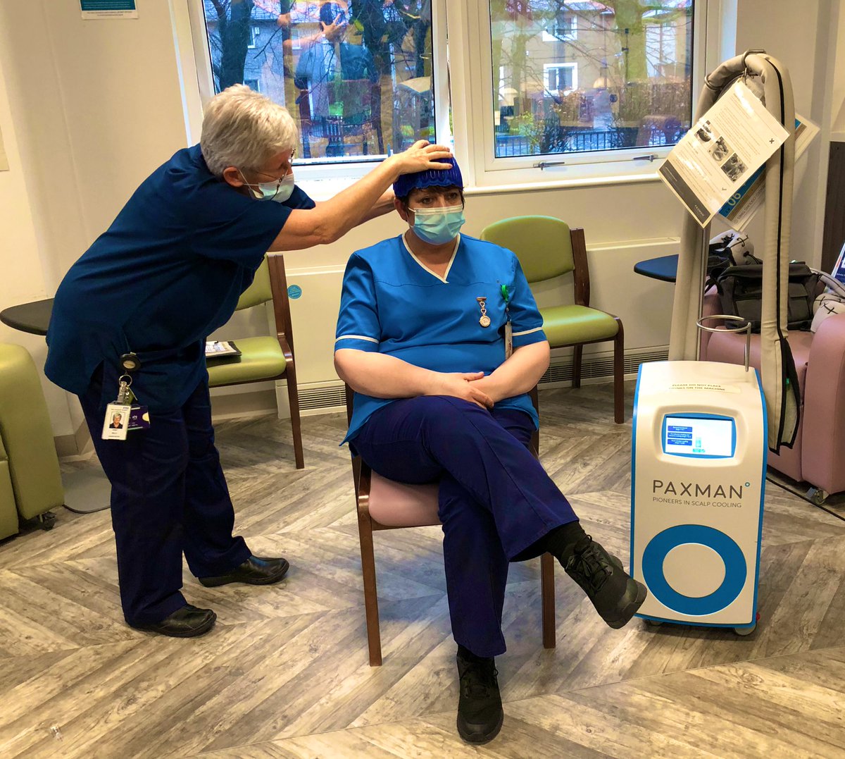 AJPSCUK's tweet photo. @scalpcooling Finally got acquainted with Jo and the squad at Burnley Hospital @ELHT_NHS - what an enthusiastic bunch - everyone absolutely owned the cap fitting techniques. I was rather chuffed with the results - well done guys!! ππ€πΎ #capfitting #PSCS https://t.co/Tro96SIAyW