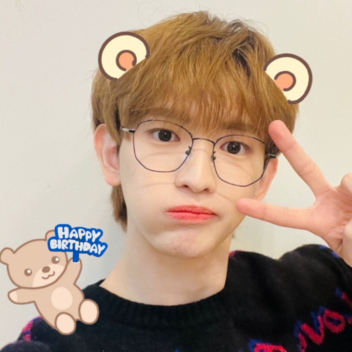 TPST_fancafe's tweet photo. Happy birthday to our bear. You are the best leader 😍🎂💕

From :TPST fancafe 🐻

OUR APRIL BLOSSOM LEW
#의웅이_생일_진짜루_축하해
#SpringPrince_LEW_Day

@TPST__official @TPST_twt https://t.co/9rFQ3GLOyP