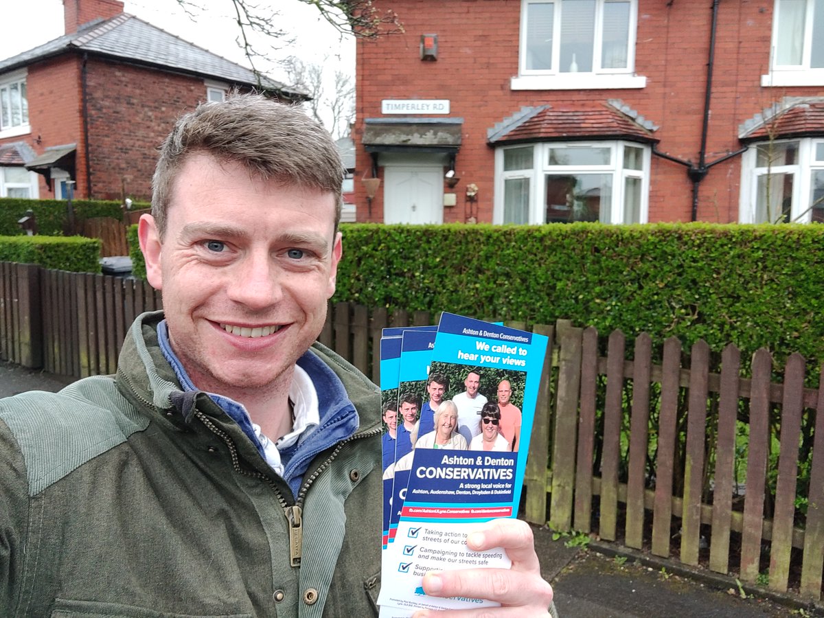 CllrCostello's tweet photo. Great response last night in #Smallshaw & #Broadoak
We're fed up of Labour failure & Labour Cllrs popping up for elections.
Vote for Lucy Turner as another strong Conservative voice that will always work for you ๐ช๐ป
#AshtonHurst #Tameside #LocalElections2022 #VoteConservative https://t.co/s3b9Hxz9rd
