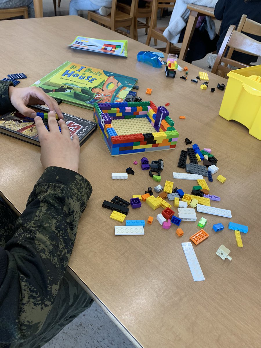 Creative Monday morning Library fun - build your own Lego house! @chrisvandusen @LEGO_Group @ASchout10 @WCSDEmpowers #wcsdlibs