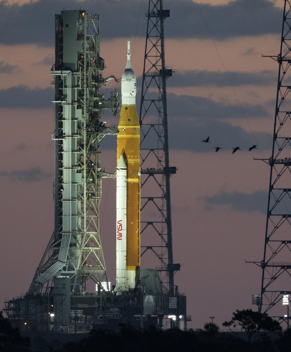 NASA_SLS's tweet photo. The launch director has given the “go” to begin the tanking process for #Artemis I. The countdown for the wet dress rehearsal has resumed at 10:52 a.m. EDT and clocks have picked back up at T-6 hours, 40 minutes.

LEARN MORE HERE >> https://t.co/AhLOaKcXNg https://t.co/HcDHVZJQuc