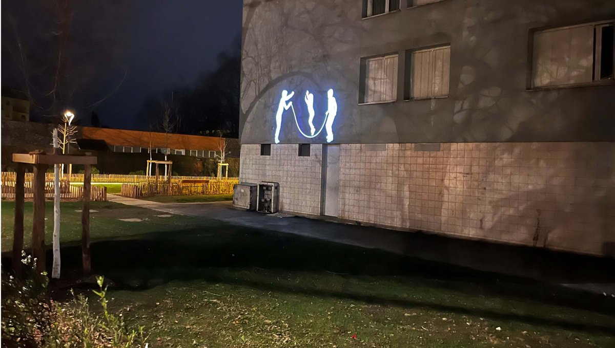 #DémarcheParticipative : un parcours lumineux relie les Jardins de Saragosse !

Deux des quatre parcs sont aujourd'hui animés. L'ouverture de l'ensemble est programmée pour juillet 2022 ➡ bit.ly/3J3HwYV